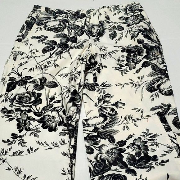 Express Stretch Cream Floral Straight Leg Casual Summer Ankle Pants - Picture 1 of 11